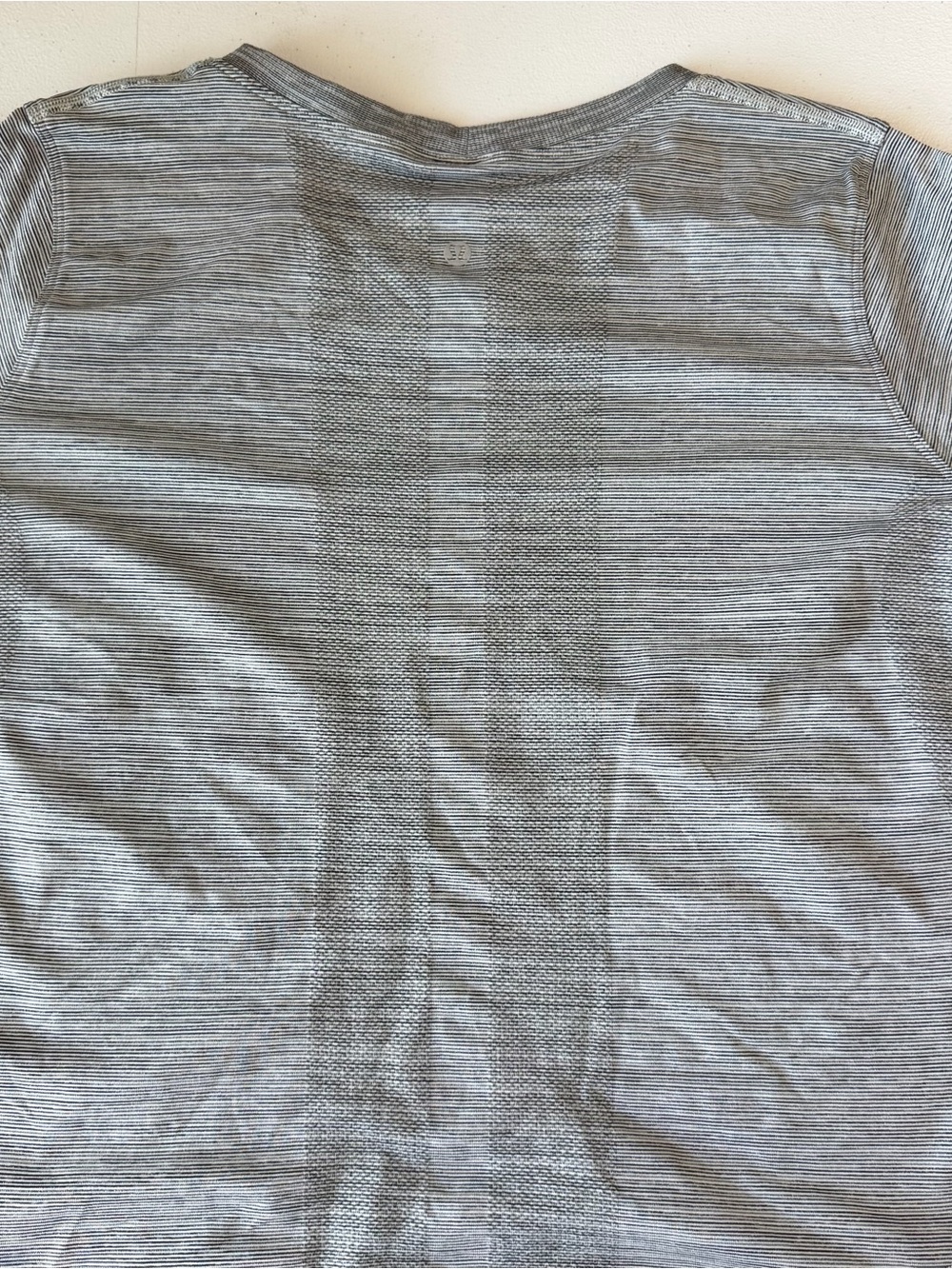 Lululemon Long Sleeve Size 10 - Picture 6 of 8